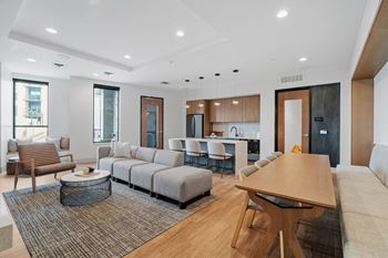 Entertainment lounge